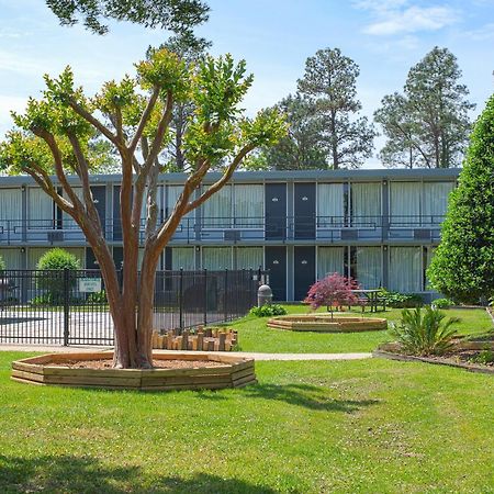 Masters Inn Selma Smithfield I-95 By Oyo Экстерьер фото