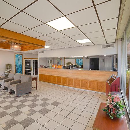 Masters Inn Selma Smithfield I-95 By Oyo Экстерьер фото
