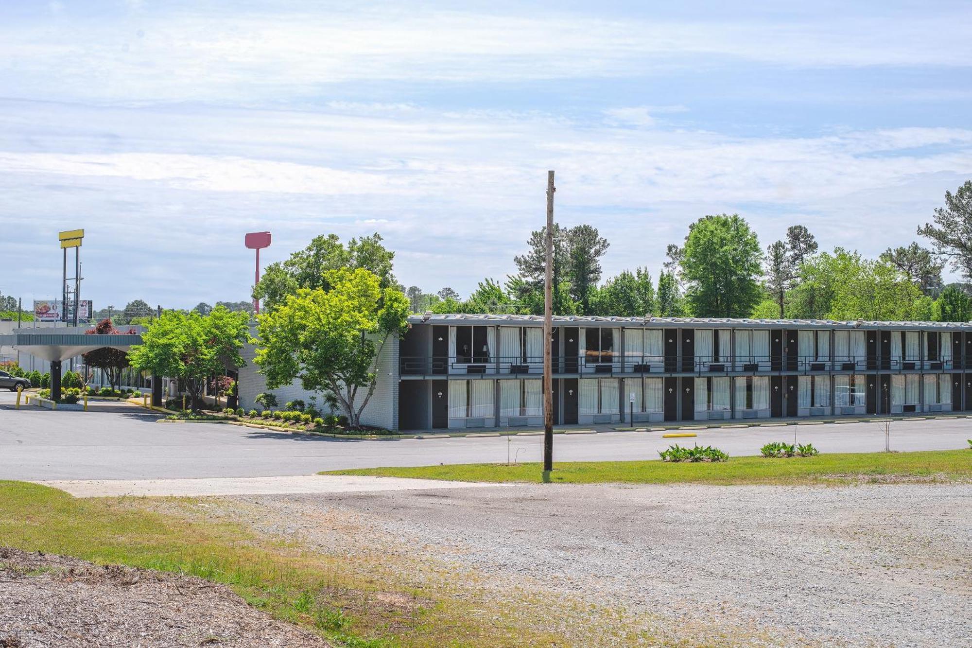 Masters Inn Selma Smithfield I-95 By Oyo Экстерьер фото