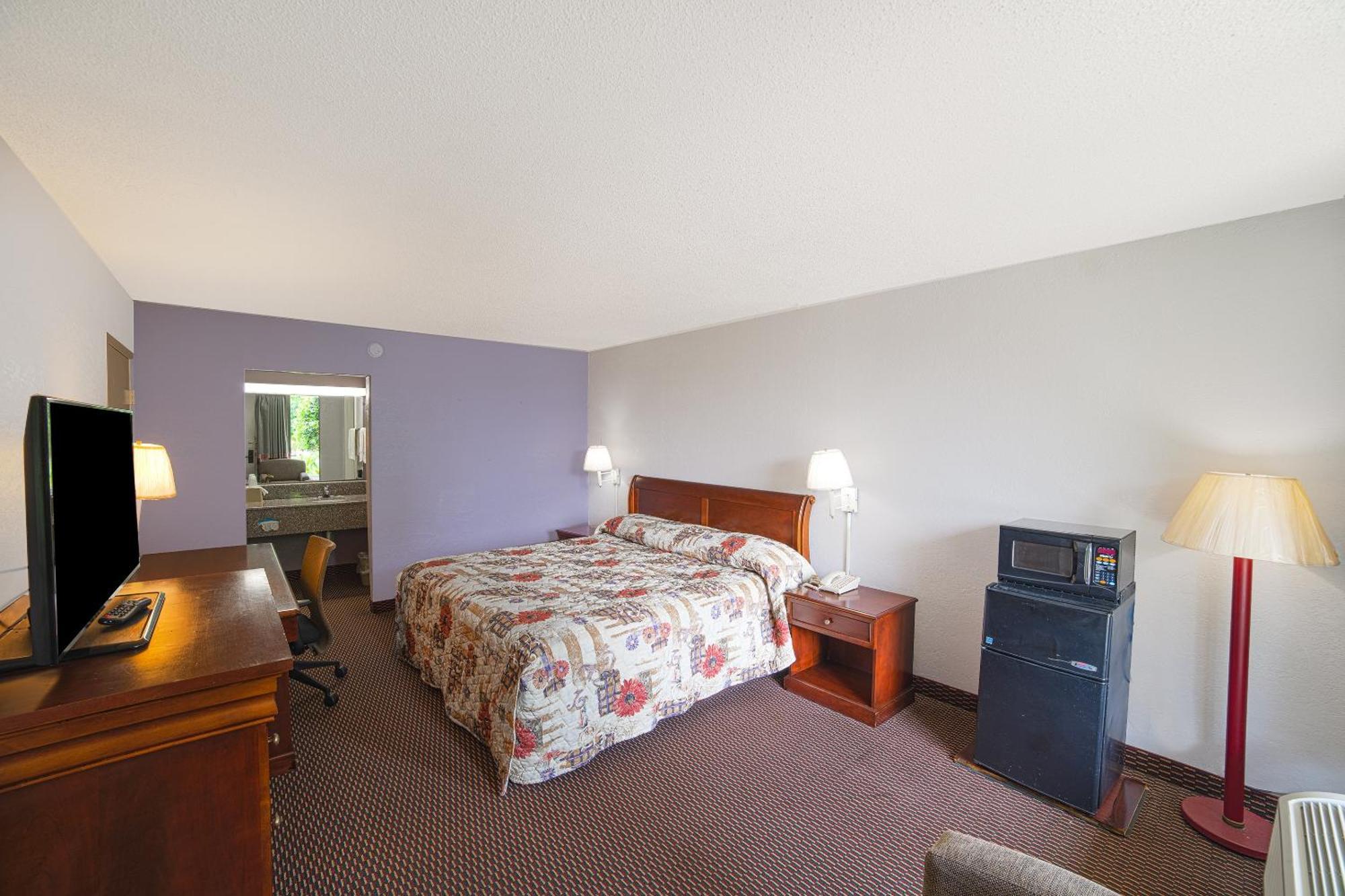 Masters Inn Selma Smithfield I-95 By Oyo Экстерьер фото