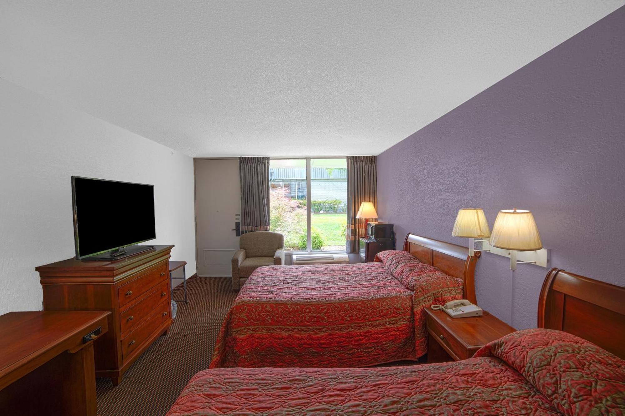 Masters Inn Selma Smithfield I-95 By Oyo Экстерьер фото