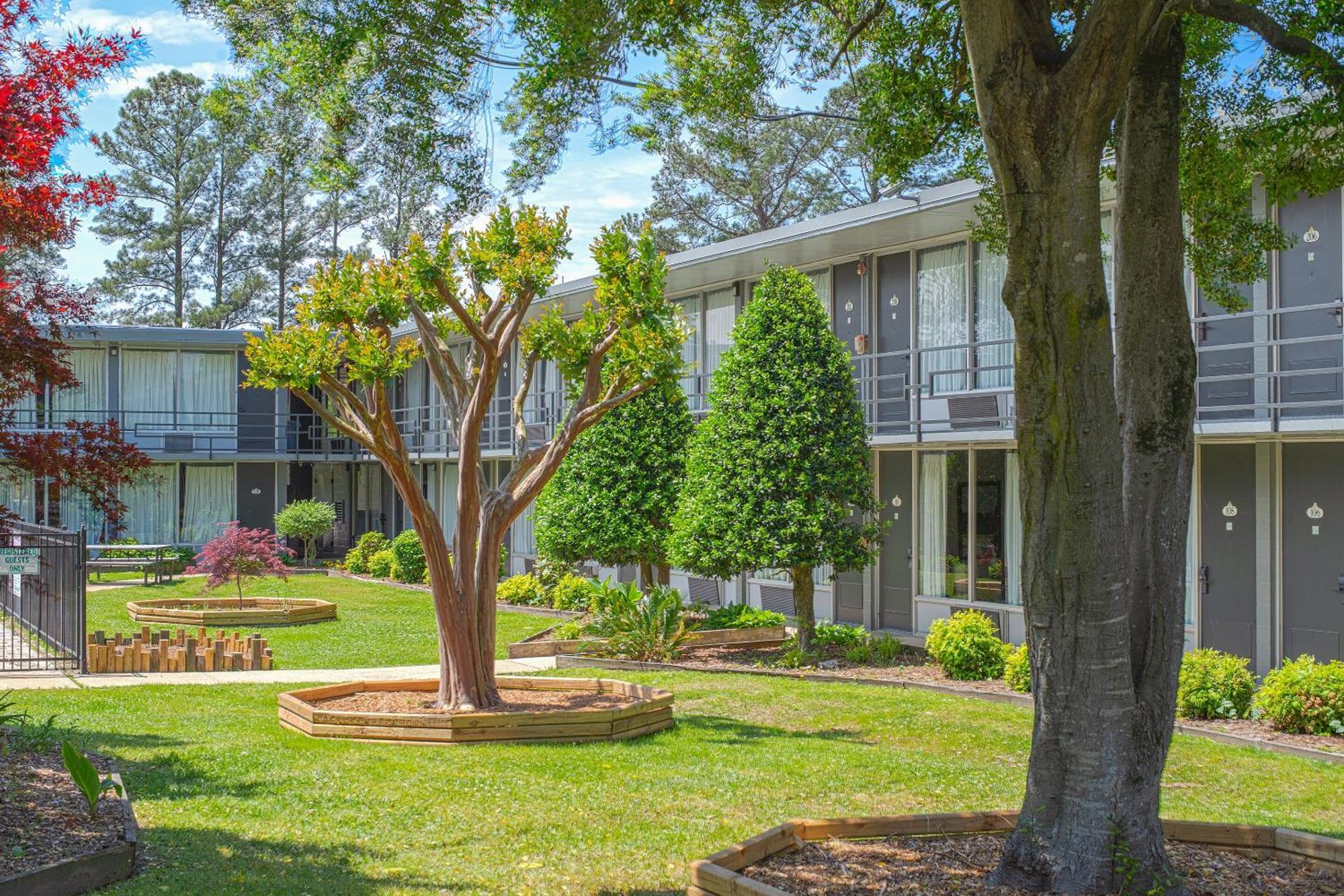 Masters Inn Selma Smithfield I-95 By Oyo Экстерьер фото