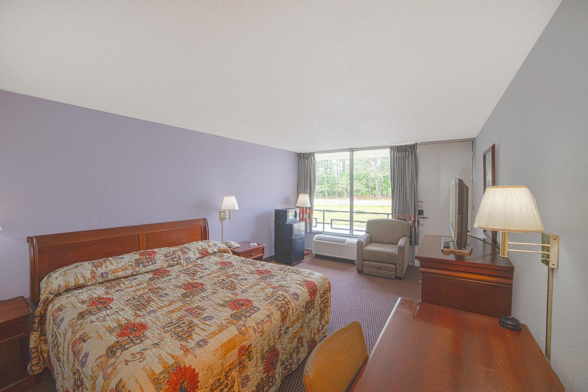 Masters Inn Selma Smithfield I-95 By Oyo Экстерьер фото