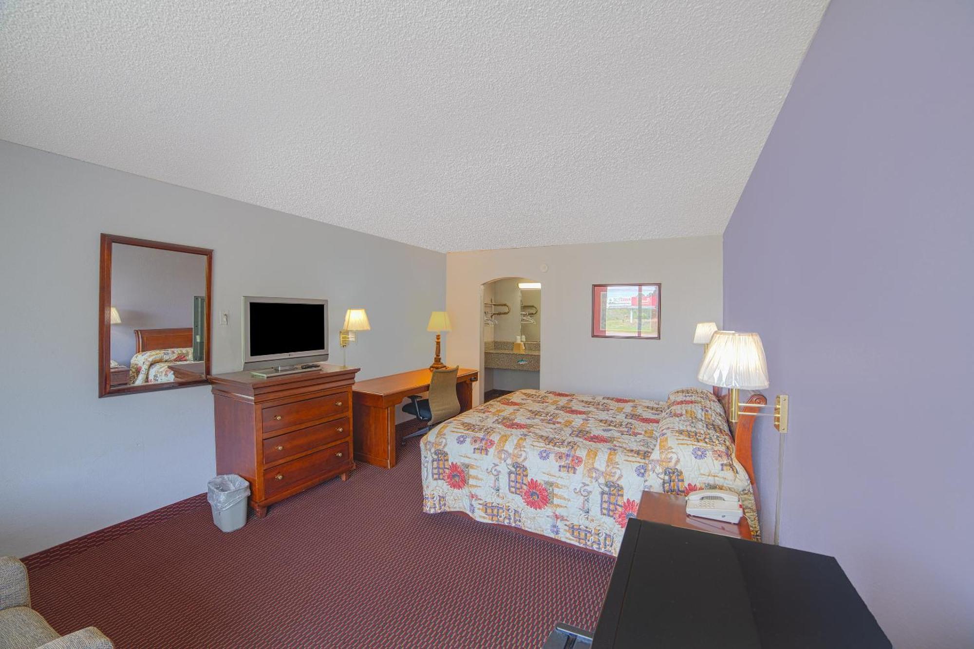 Masters Inn Selma Smithfield I-95 By Oyo Экстерьер фото