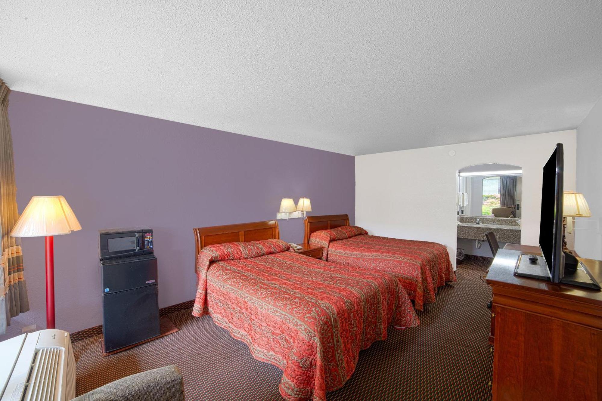 Masters Inn Selma Smithfield I-95 By Oyo Экстерьер фото
