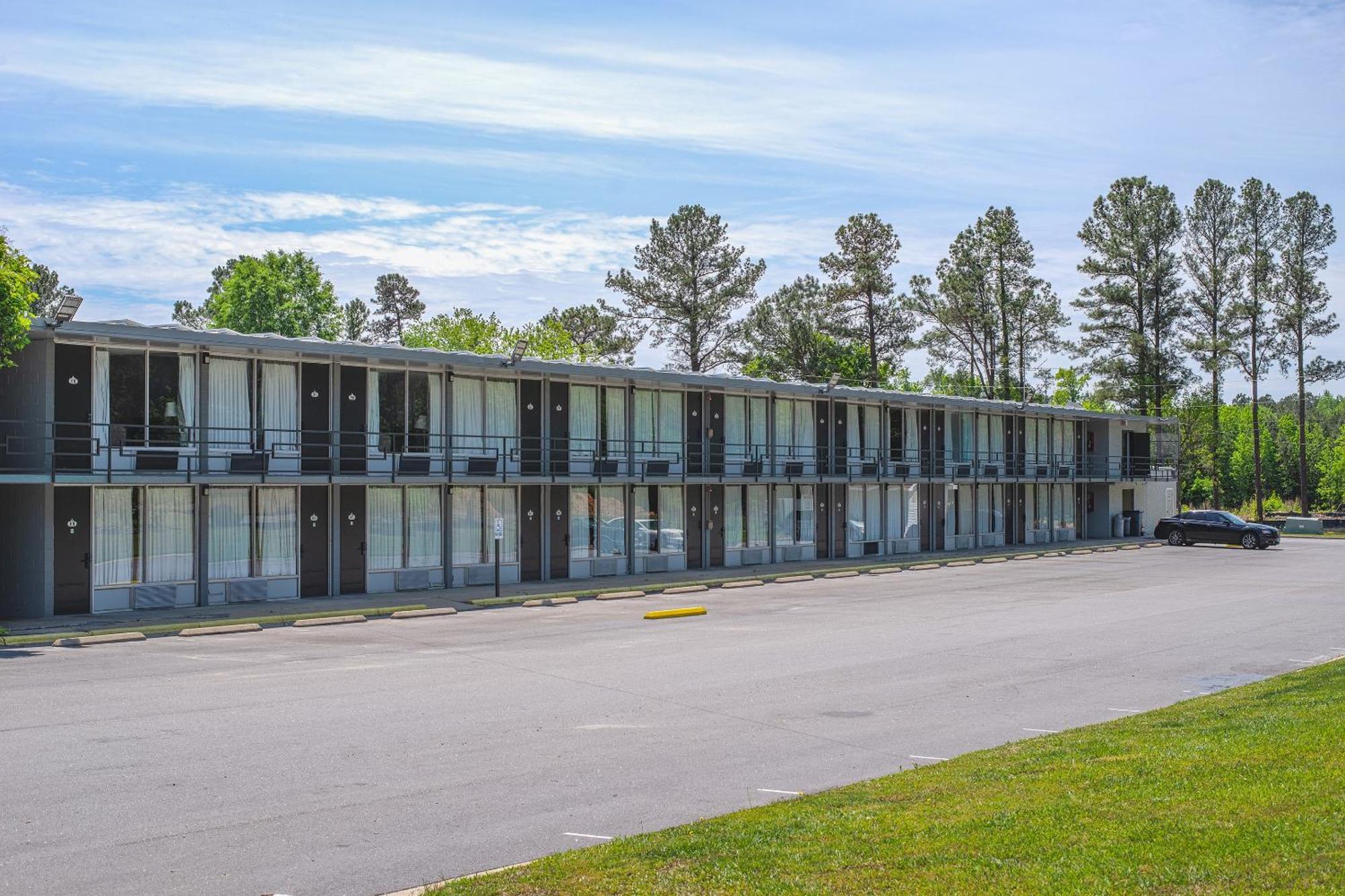 Masters Inn Selma Smithfield I-95 By Oyo Экстерьер фото