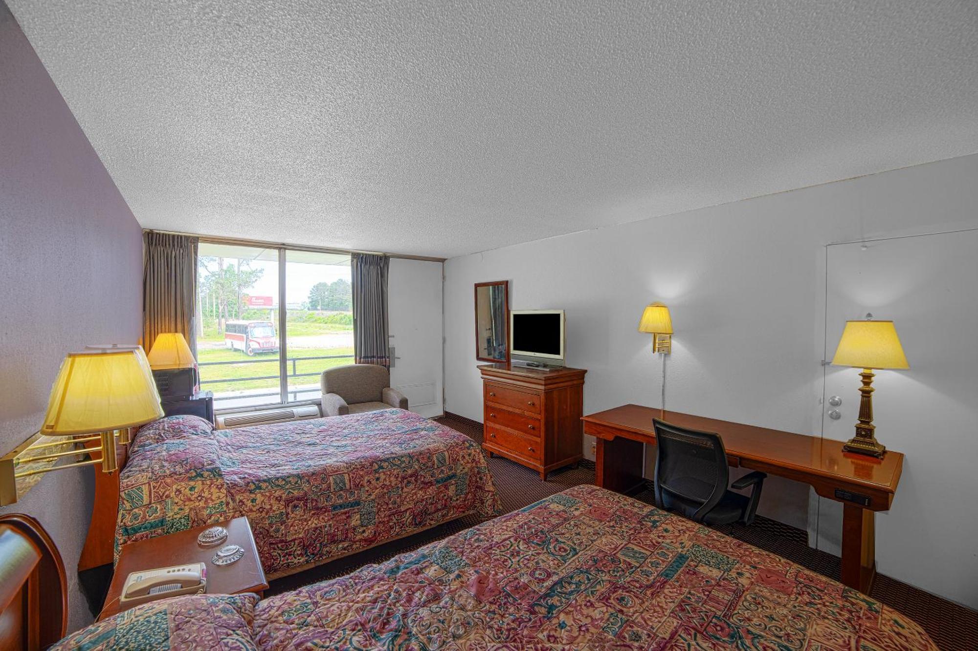Masters Inn Selma Smithfield I-95 By Oyo Экстерьер фото
